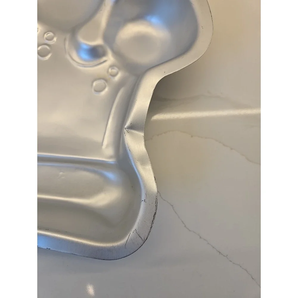 Princess Crown Aluminum Cake Pan from Wilton‎ #2105-1015